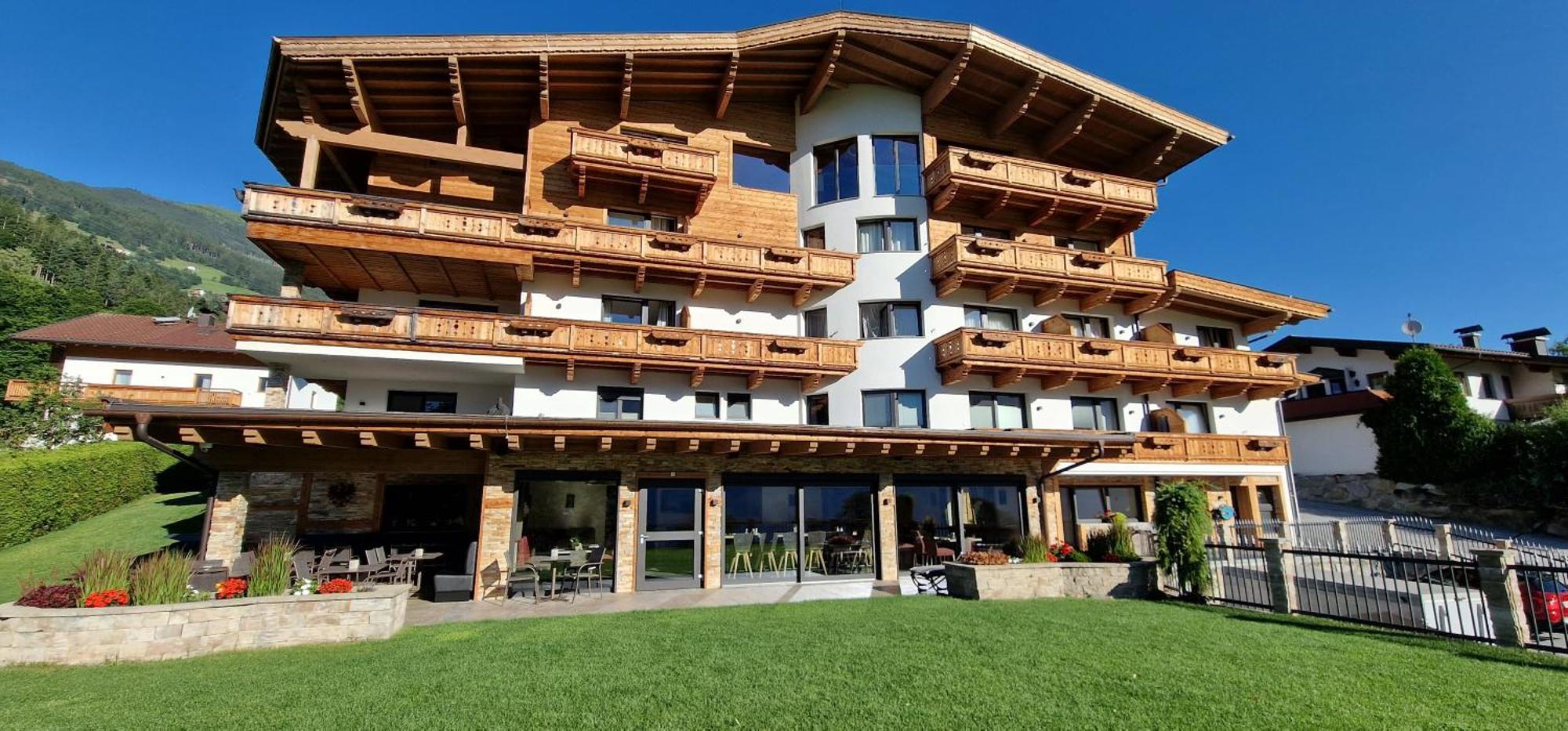 Hotel Garni Romantik Fügen Exterior foto